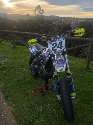 Husqvarna FS 450 2021 Supermotard