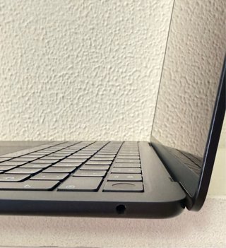 MacBook Air M2 8GB RAM 256GB SSD Medianoche