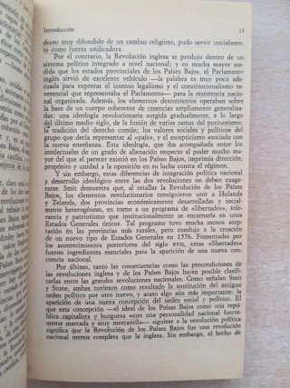 Dos libros de historia de Revoluciones.