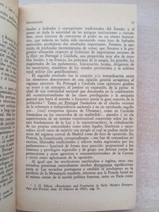 Dos libros de historia de Revoluciones.