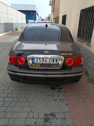 KIA Opirus 2006