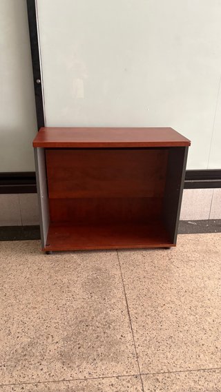 Mueble de oficina madera y metal