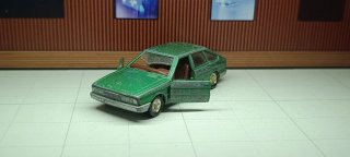 Chrysler 150 GLS de Mira