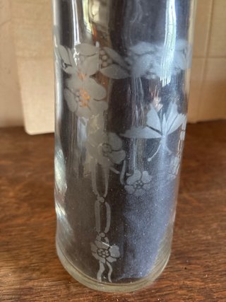 Jarra cristal antigua floral