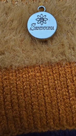 Gorro de lana con pompón