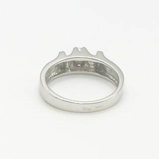 Anillo Solitario Oro 18K, Diamantes, 4.64gr, T-14