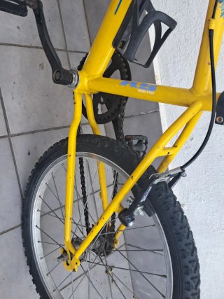 Bicicleta infantil Orbea amarilla