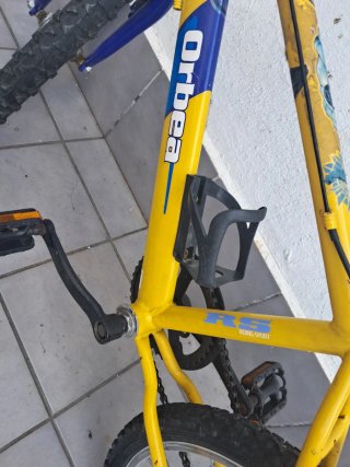 Bicicleta infantil Orbea amarilla