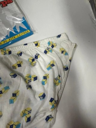 Slip vintage Carlys Talla M Necesita lavado