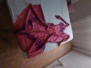 Mono de seda rosa y morado