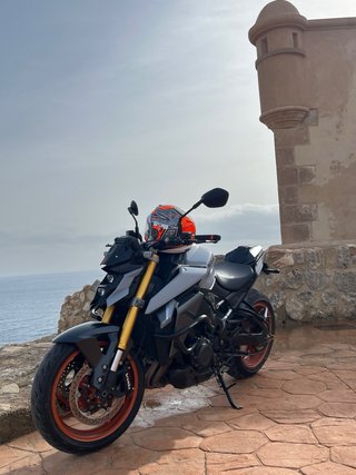 Suzuki GSXS1000S 2022 Naked