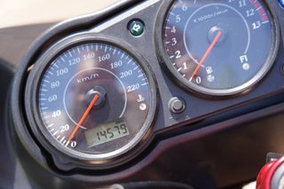 Kawasaki ER-6F Negra