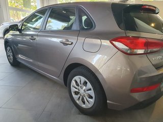 Hyundai i30 2022