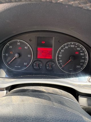 Volkswagen Golf 2004