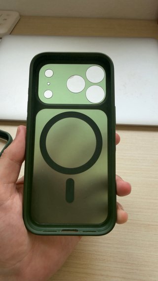 Funda iPhone 15 Pro Negra Magnética