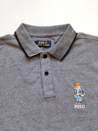 Polo Ralph Lauren gris con oso