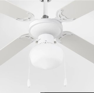 Ventilador de techo blanco con luz
