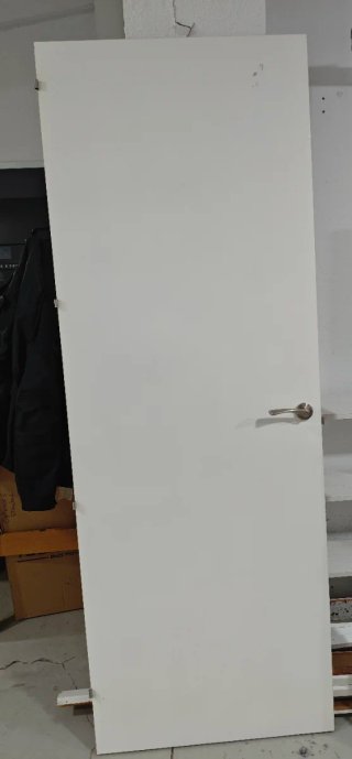 Puertas madera maciza