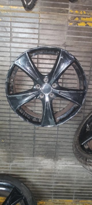 Llantas 225 40 R19 5x112