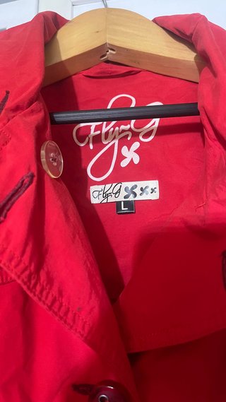 Gabardina/trench roja ligera talla L