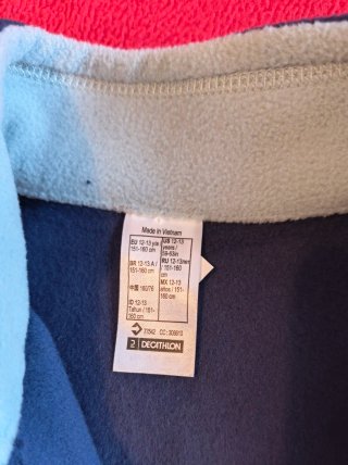 Forro polar Quechua azul talla 12/13 años