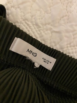 Pantalón verde oscuro de canalé
