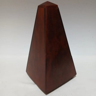 Metrónomo antiguo de madera
