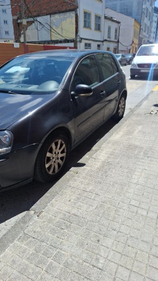 Volkswagen Golf 2004
