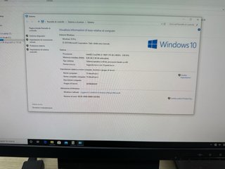 Lenovo ThinkCentre TIO22 Gen3 Touch + Mini PC