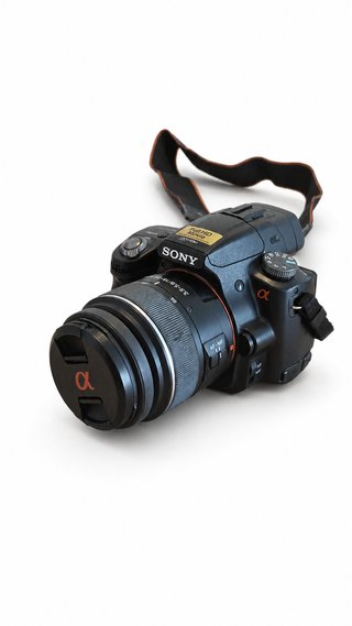 Sony Alpha SLT-A33 + 18-55 + 75-300