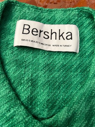 Chaleco Bershka verde elegante