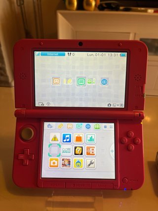 Nintendo 3DS XL Rosa + Gioco Skylanders