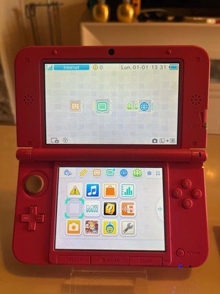 Nintendo 3DS XL Rosa + Gioco Skylanders