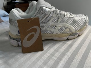 Asics Gel Kayano 14 Beige/Blanco