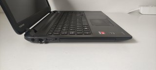 Portátil Toshiba Reacondicionado AMD Quad Core 8GB