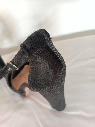 Sandalias fiesta negras tacón