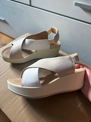 Sandalias piel de Igi&Co