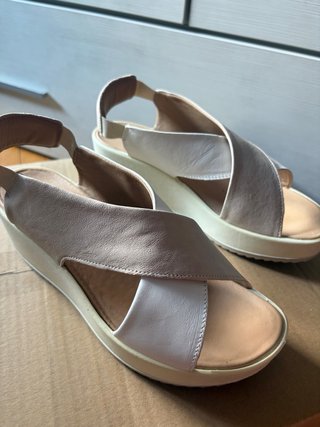 Sandalias piel de Igi&Co