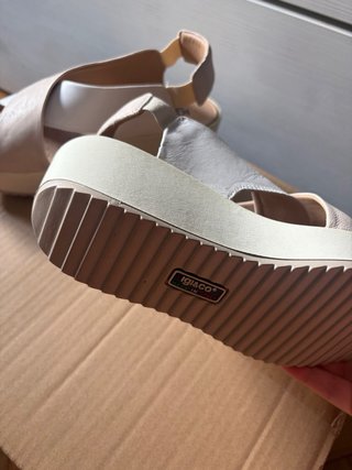 Sandalias piel de Igi&Co