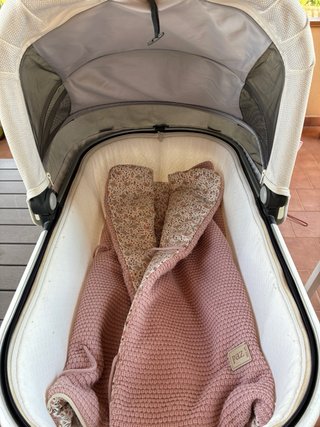 Capazo Uppa Baby Vista V2 Blanco Brice