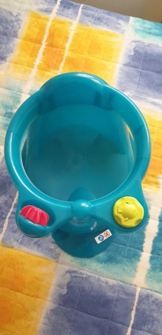 Asiento de baño azul para bebé
