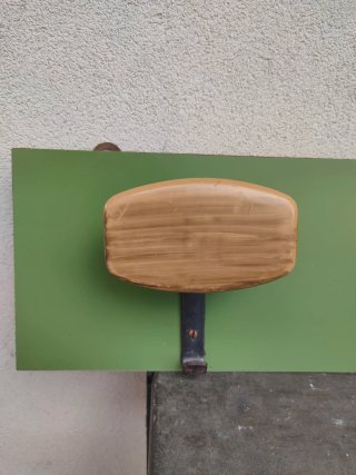 Appendiabiti vintage in legno e metallo