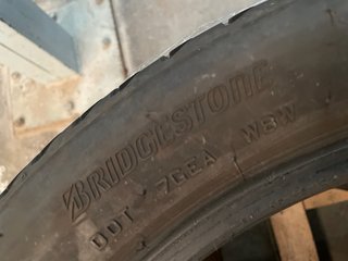 4 Neumáticos Bridgestone Nuevos 245/45/20 103W