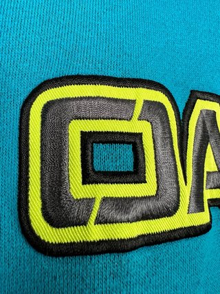 Sudadera Oakley con cremallera y logo bordado Tall