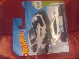 Lote 4 coches Hot Wheels Exotics HW Mods