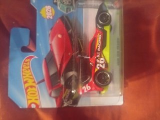 Lote 4 coches Hot Wheels Exotics HW Mods