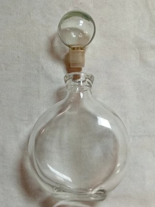 Botella de 1924 de Cristal Antigua.