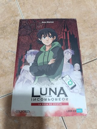 Luna Libro lectura del colegio primaria