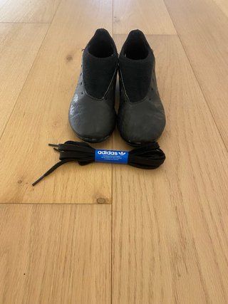 Botas de fútbol Adidas Predator Negras talla 36