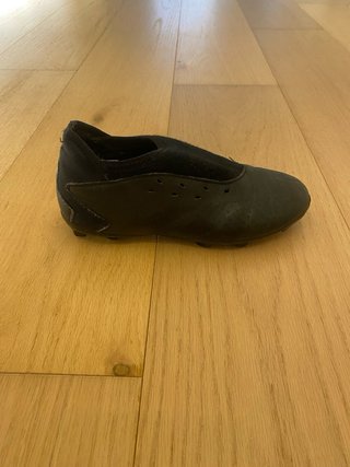Botas de fútbol Adidas Predator Negras talla 36